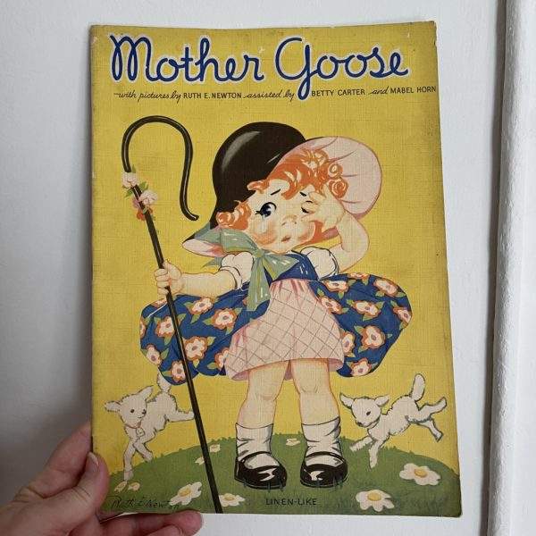 Mother Goose -Pictures by Ruth Newton